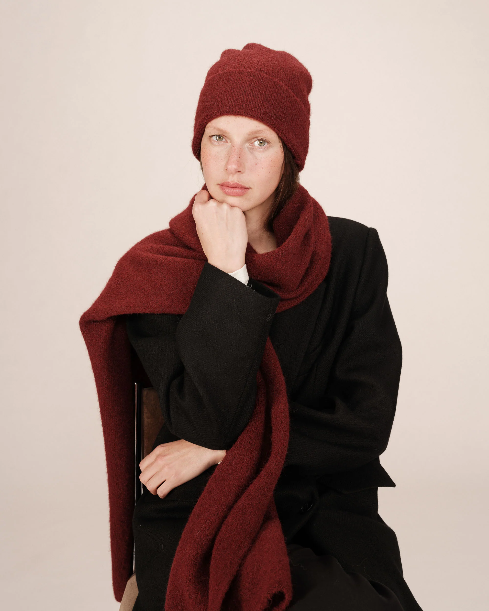 Bonnet en maille bordeaux Sanfrancisco – Image 2