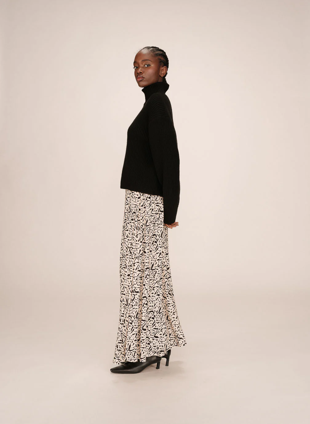 Jupe longue imprimée vanille Sibella – Image 4